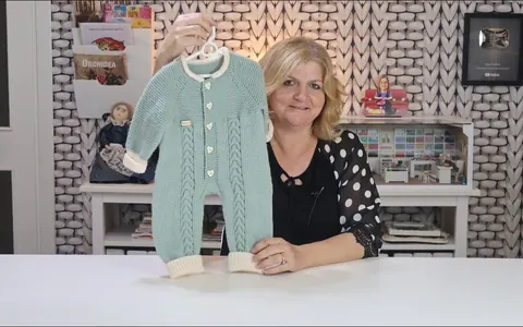 Bebekler için robadan tulum modeli