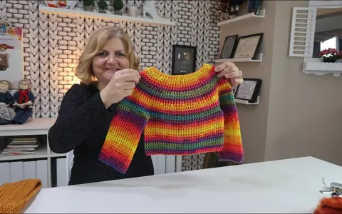 Minikler için gökkuşağı top kazak nasıl örülür? Adım adım detaylı anlatım