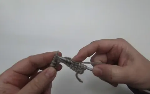 Örgüde çok kolay bir pens yöntemi